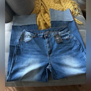 Wash Raw Roll Hem High Rise Straight Leg Jeans